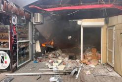 Росіяни вдарили дронами по ринку у Нікополі: 5 загиблих, 19 поранених (фото)