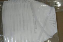 Закарпатские таможенники изъяли почти 80 тыс. респираторов