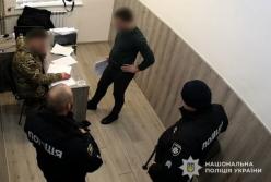 На Тернопільщині затримано заступника начальника ТЦК за хабарництво