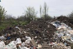 В Украине опасные отходы вывозили на свалки вместо утилизации (фото)