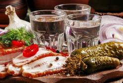 Медики рассказали, чем закусывать алкоголь, чтобы не навредить здоровью