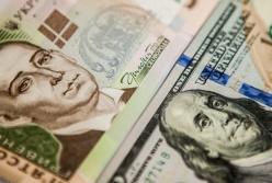 Курс валют на 23 августа: Нацбанк еще укрепил гривну