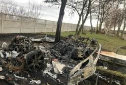 Под Киевом найдено обгоревшее авто бизнесмена (фото)