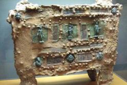 В Испании найден древний сейф с уникальными украшениями (фото)