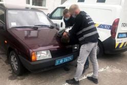 В Чернигове изнасиловали школьницу в туалете "Макдоналдса"