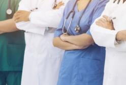 Комитет Рады одобрил закон о страховании медиков