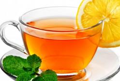 Врачи рассказали о вреде чая на пустой желудок