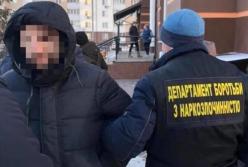 В Киеве задержали торговца фейковыми справками об отсутствии коронавируса (фото)