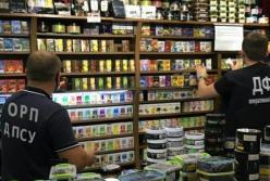 В Запорожье ликвидировали подпольный табачный цех (фото)