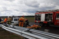 В Черкасской области четыре человека погибли в тройном ДТП (фото)