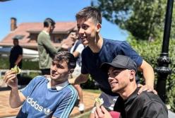 Перемогу над Барсою гравці Реала відсвяткували танцями на пікніку (відео, фото)