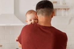 Львів'янка купила онука своєму сину, аби врятувати від армії