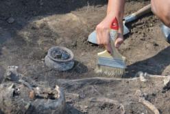 Древнее захоронение с останками детей обнаружили ученые