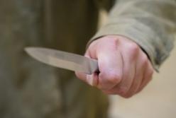 Тело 10 дней лежало в диване: в Киеве мужчина зверски убил мать