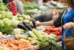 В Кабмине заявили о снижении цен на продукты: что подешевело больше всего