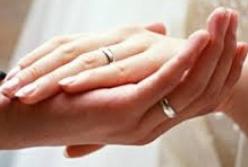 Мужчины и женщины ищут похожие лица: ученые рассказали, как создаются браки