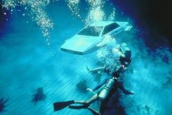 Илон Маск заявил о создании автомобиля-подлодки