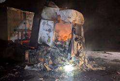 Росія вдарила по зернових вантажівках на Чернігівщині, вбила водія і зробила цинічну заяву (фото)