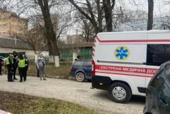 Вибух біля ТЦК у Кам'янці-Подільському: людина, яка вчинила підрив, загинула