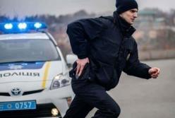 Во Львове задержанный сбежал из отделения полиции с табельным оружием 