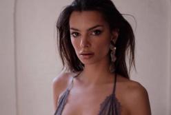 Супермодель Ратаковски снялась топлес для глянца (фото)