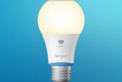 На CES 2022 представили умную лампочку, которая следит за сном и температурой человека