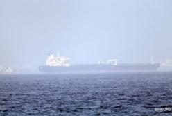Возле Сингапура образовалась "пробка" из танкеров с нефтью