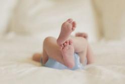 В Индии 74-летняя женщина забеременела и родила здоровую двойню (видео)