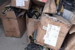 В Николаеве полицейские майнили криптовалюту на конфискованном оборудовании