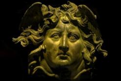 Ученые нашли маску-талисман Медузы Горгоны