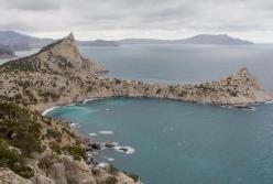 В железной клетке: появились новые печальные фото из оккупированного Крыма