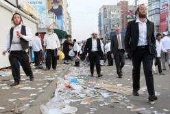 "Слава Україні!", "Путін – х*йло!", "Путін – п*дорас!": в Умань прибувають хасиди (відео)