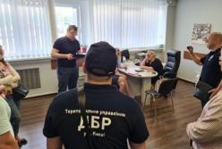 Киевских таможенников подозревают в миллионных махинациях