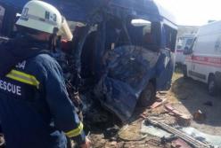 В Одесской области маршрутка столкнулась с грузовиком: 9 погибших