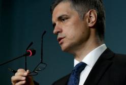 В Офисе Президента возмущены приездом главы МИД Венгрии