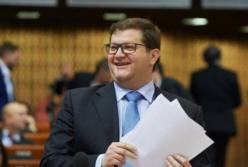 Нардепа на вокзале обокрали цыгане 
