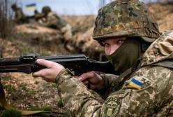 Сутки на Донбассе: боевики 25 раз обстреляли украинские позиции, есть погибший