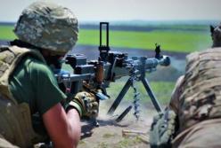 Сутки на Донбассе: один украинский военный погиб, трое ранены