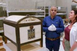 Ученые открыли таинственный сундук из гробницы Тутанхамона