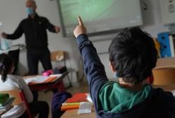 Законно ли собирать деньги с родителей на охрану школы: ответ омбудсмена