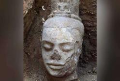 Археологи нашли голову «совершенного человека» в Камбодже