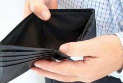 В Госстате назвали суммы долгов по зарплате педагогам и медикам