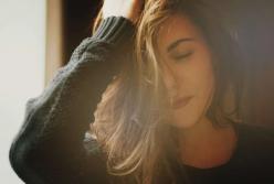 Медики рассказали, о каких проблемах со здоровьем говорит ранняя седина