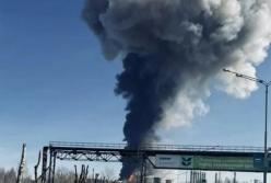 "Горить усе": у російському Татарстані вибухнув завод із виробництва каучуку (відео)