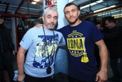 Анатолий Ломаченко получил пояс за тренерскую деятельность