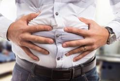 Врачи рассказали, в каких случаях вздутие живота является признаком болезни Крона