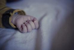 Съел пакет и задохнулся: в Днепре умер 6-месячный малыш 