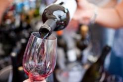 Эксперты рассказали, какие продукты нельзя употреблять вместе со спиртным