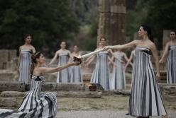 У Греції запалили Олімпійський вогонь (відео)