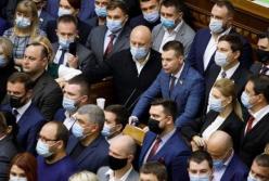 Главы горадминистраций станут госслужащими. Рада приняла закон за основу